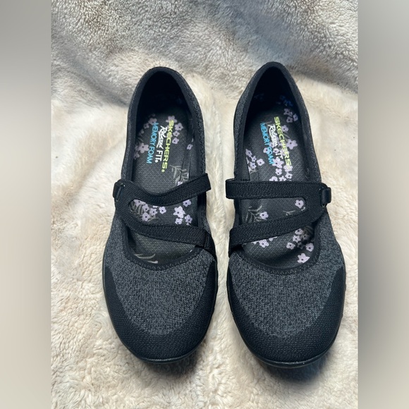 Skechers memory foam women’s flats size 7.5 - Picture 1 of 6